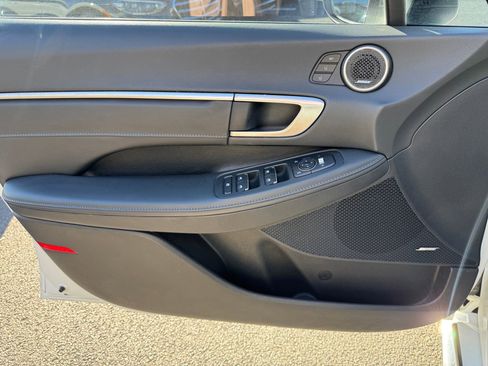 Used 2020 Hyundai Sonata Limited w/ Cargo Package image 4