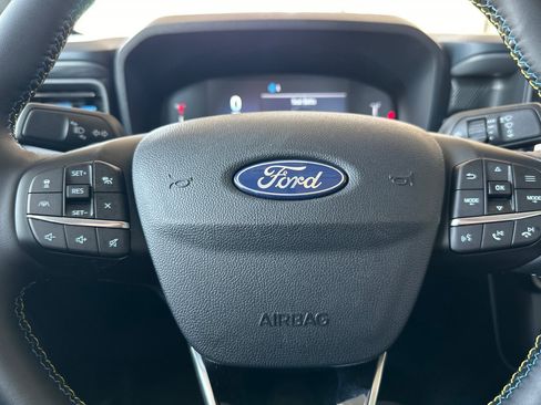 New 2025 Ford Maverick Lobo image 22