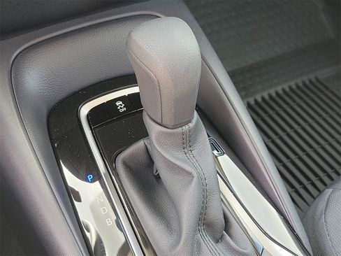 Used 2026 Toyota Corolla LE image 27