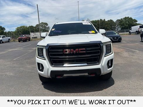 Used 2023 GMC Yukon AT4 w/ Technology Package AWD/4WD image 2