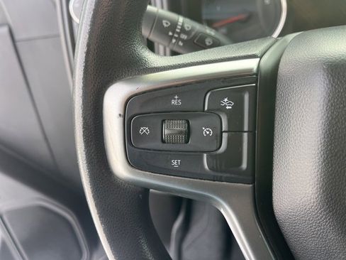 Used 2021 Chevrolet Silverado 2500 Custom w/ Custom Value Package image 21