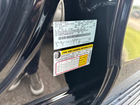 Used 2024 Ford Expedition Max XLT AWD/4WD image 19
