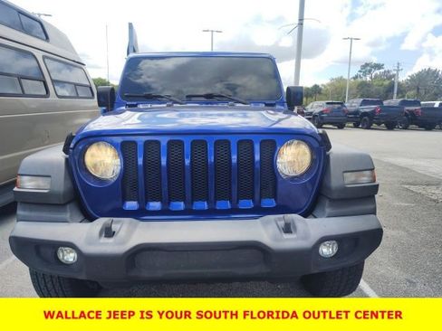 Used 2018 Jeep Wrangler Unlimited Sport S image 2