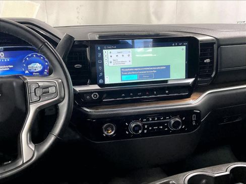 Used 2023 Chevrolet Silverado 1500 LT image 18