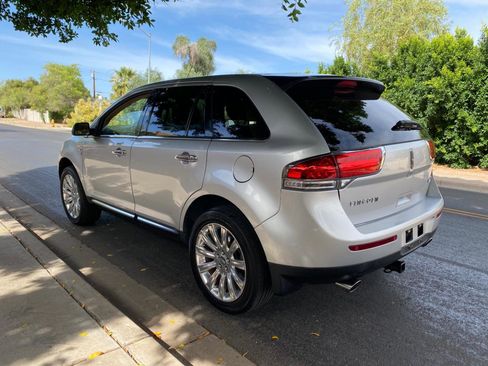 Used 2015 Lincoln MKX FWD w/ Equipment Group 101A image 14