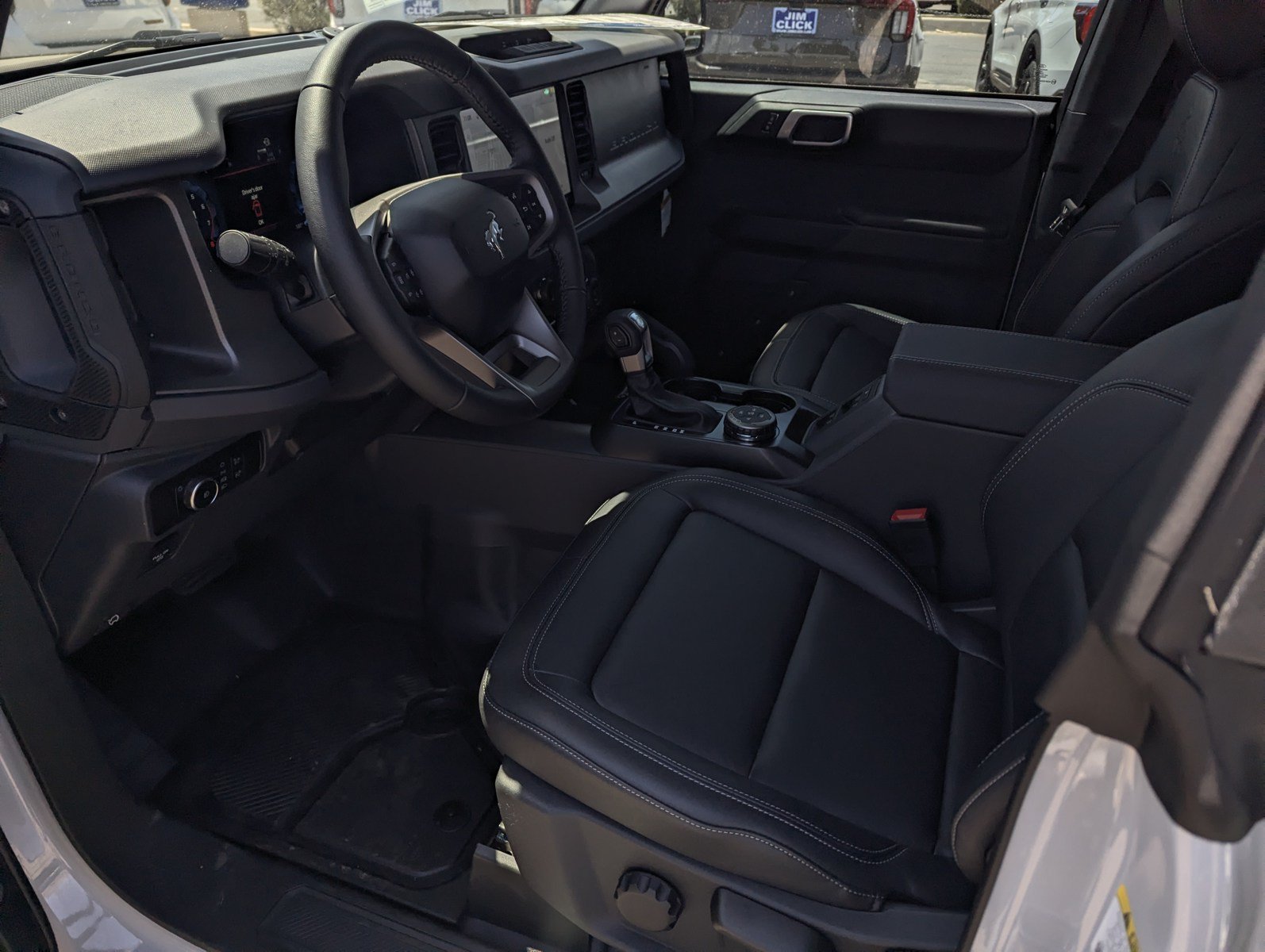 New 2026 Ford Bronco Big Bend w/ Black Diamond Package AWD/4WD image 9