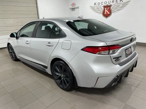 Used 2024 Toyota Corolla SE image 4