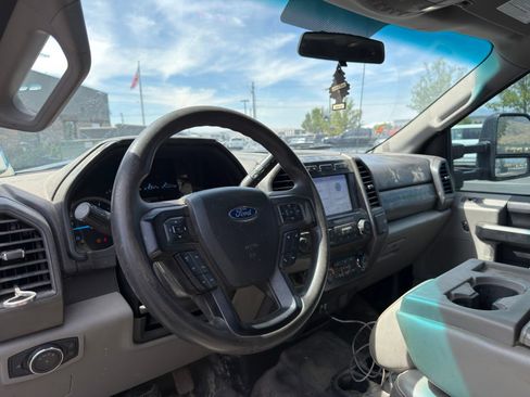 Used 2019 Ford F250 XL AWD/4WD image 8
