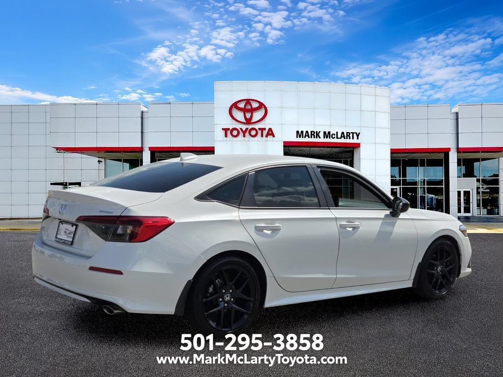 Used 2023 Honda Civic Sport image 5