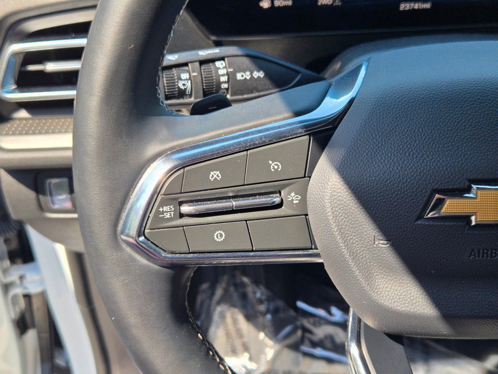 Certified 2026 Chevrolet Traverse LT AWD/4WD image 27