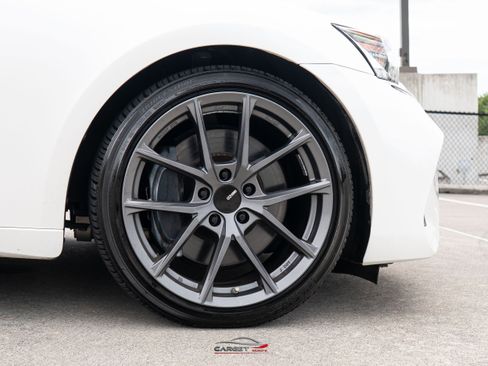 Used 2018 Lexus IS 300 AWD w/ Comfort Package image 9