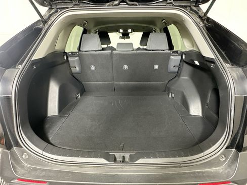 Used 2025 Toyota RAV4 LE image 28