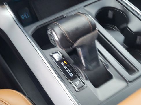 Used 2021 Ford F150 Platinum w/ Equipment Group 701A High image 26