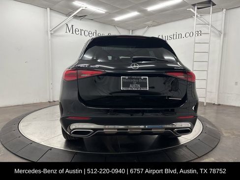 Used 2023 Mercedes-Benz GLC 300 4MATIC image 7