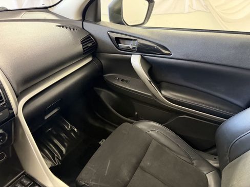 Used 2022 Mitsubishi Eclipse Cross SE AWD/4WD image 24