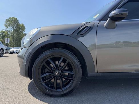 Used 2012 MINI Cooper Countryman FWD image 12