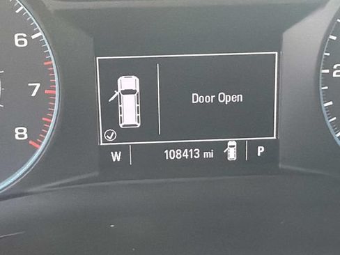 Used 2019 Chevrolet Traverse LT w/ LPO, Cargo Package FWD image 32
