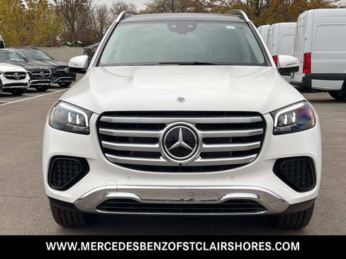 New 2026 Mercedes-Benz GLS 450 4MATIC image 9