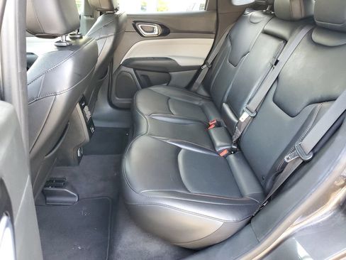 Used 2023 Jeep Compass Limited AWD/4WD image 12