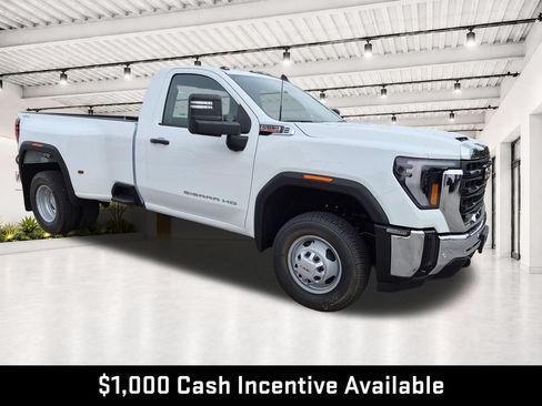 New 2026 GMC Sierra 3500 Pro w/ 1SA Pro Safety Plus Package AWD/4WD image 1