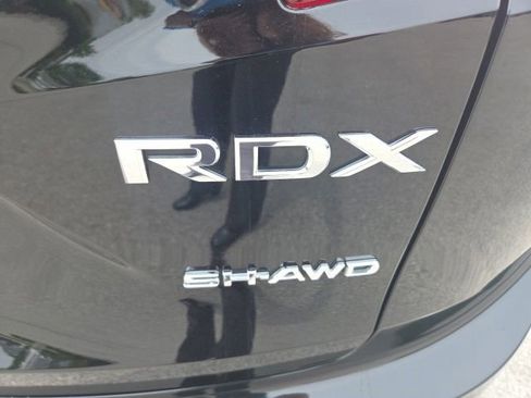 Used 2023 Acura RDX AWD w/ Advance Package image 12