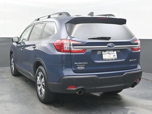 Used 2025 Subaru Ascent Premium AWD/4WD image 8