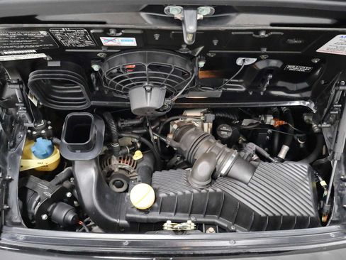 Used 2001 Porsche 911 Carrera 4 AWD/4WD image 35