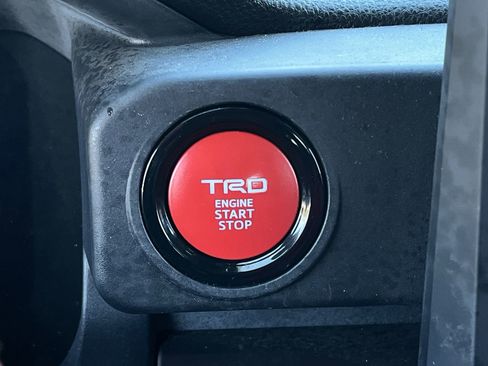 Used 2024 Toyota Tacoma TRD Off-Road AWD/4WD image 19