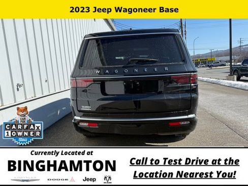Used 2023 Jeep Wagoneer 4WD w/ Premium Group I image 6