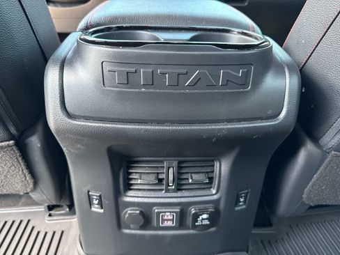 Used 2024 Nissan Titan PRO-4X w/ Pro-4x Convenience Package AWD/4WD image 17