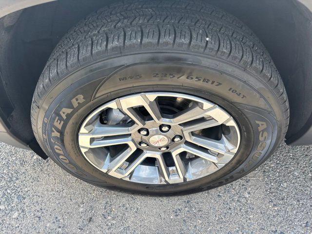 Certified 2026 GMC Terrain Elevation AWD/4WD image 2