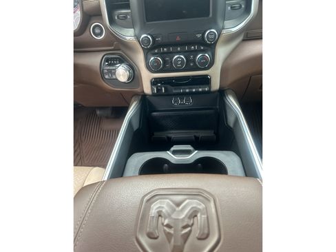 Used 2021 RAM 1500 Laramie AWD/4WD image 10
