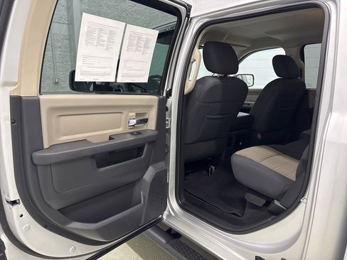 Used 2012 RAM 1500 Big Horn w/ Remote Start & Security Group image 29