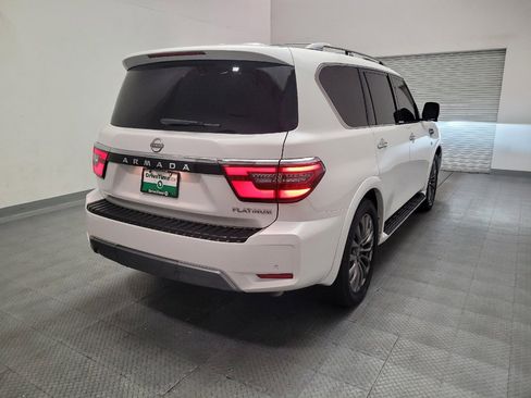 Used 2022 Nissan Armada Platinum w/ Captain's Chairs Package RWD image 9