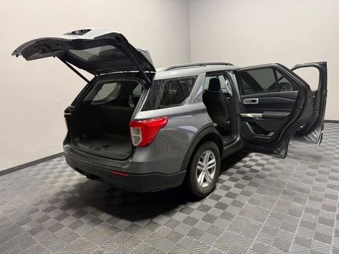 Used 2024 Ford Explorer XLT w/ Class IV Trailer Tow Package image 28