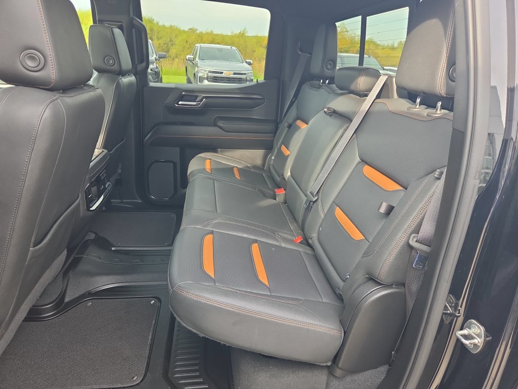Certified 2022 GMC Sierra 1500 AT4 w/ AT4 Preferred Package AWD/4WD image 30