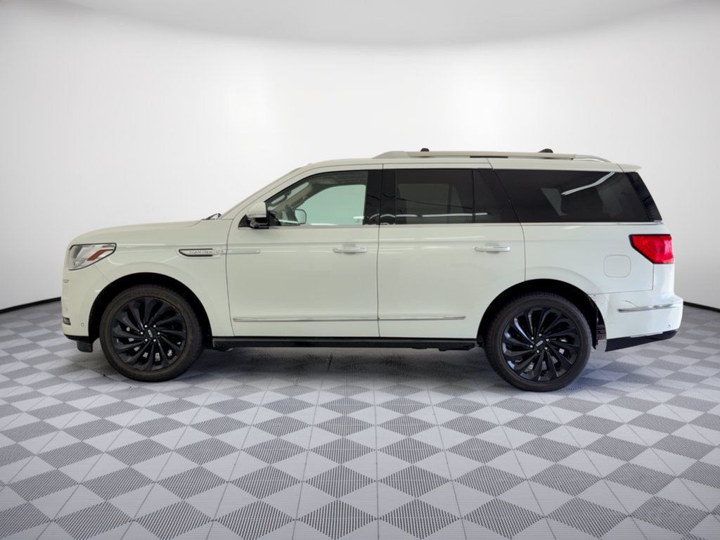 Used 2020 Lincoln Navigator Reserve w/ Equipment Group 208A Reserve AWD/4WD image 2