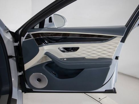 Used 2020 Bentley Flying Spur W12 w/ First Edition Specification image 50