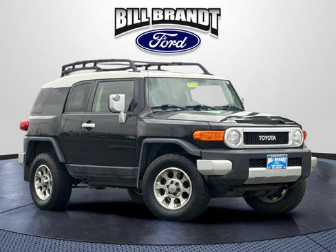 Used 2012 Toyota FJ Cruiser 4WD w/ Convenience Pkg image 1