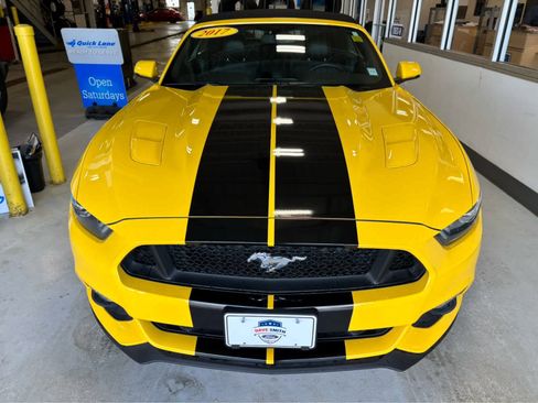 Used 2017 Ford Mustang GT Premium RWD image 3