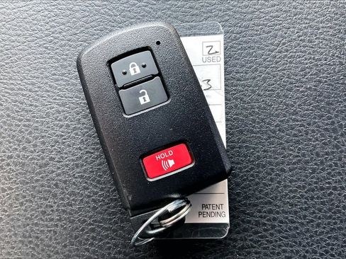 Used 2022 Toyota Tacoma TRD Off-Road image 24