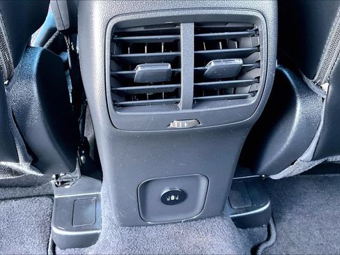 Used 2024 Ford Escape ST-Line AWD/4WD image 33