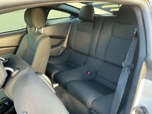 Used 2014 Ford Mustang Coupe RWD image 12