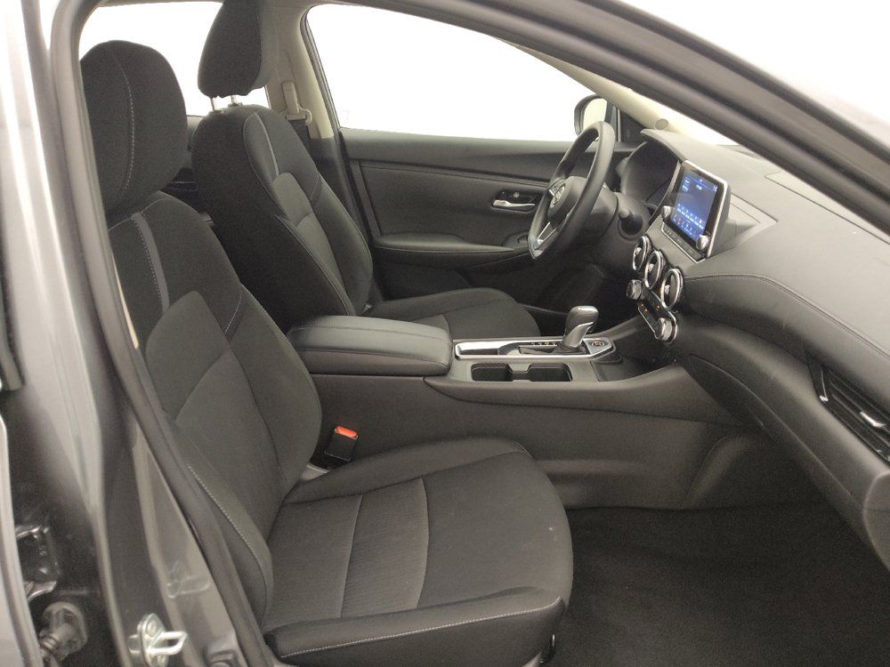 Used 2025 Nissan Sentra SV FWD image 21