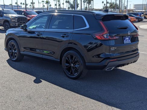 Used 2023 Honda CR-V Sport Touring image 4