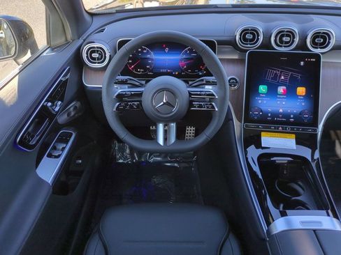 New 2026 Mercedes-Benz GLC 300 4MATIC image 16