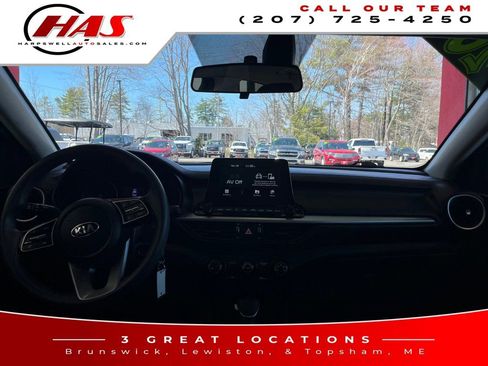 Used 2020 Kia Forte LXS FWD image 18