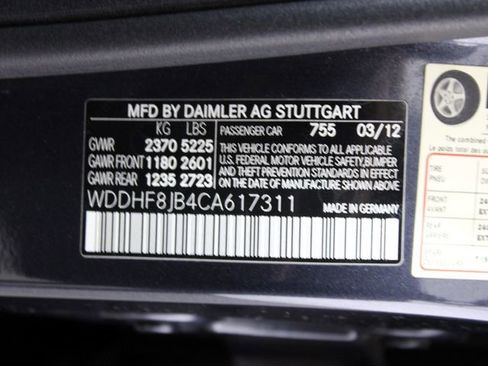 Used 2012 Mercedes-Benz E 350 4MATIC Sedan image 31
