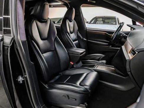 Used 2020 Tesla Model X Long Range AWD/4WD image 42