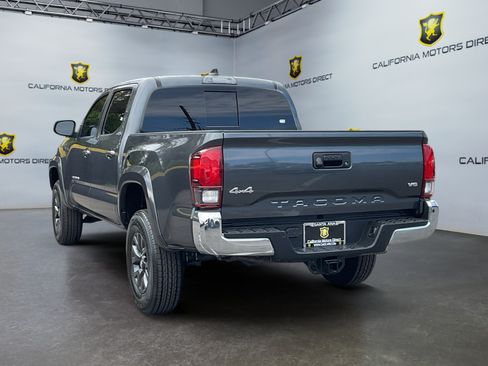 Used 2021 Toyota Tacoma SR5 AWD/4WD image 7